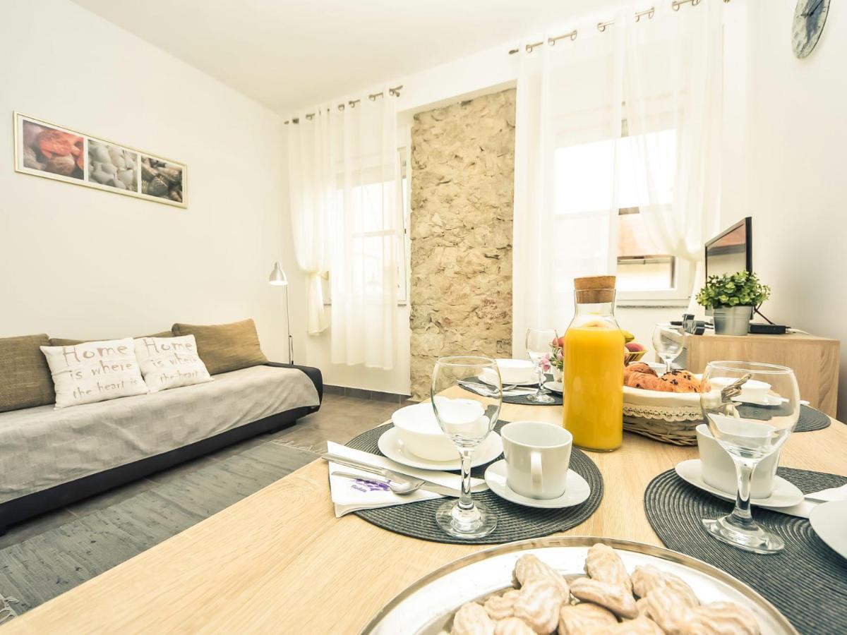 Snjezana-1 By Interhome Apartment Karlobag
